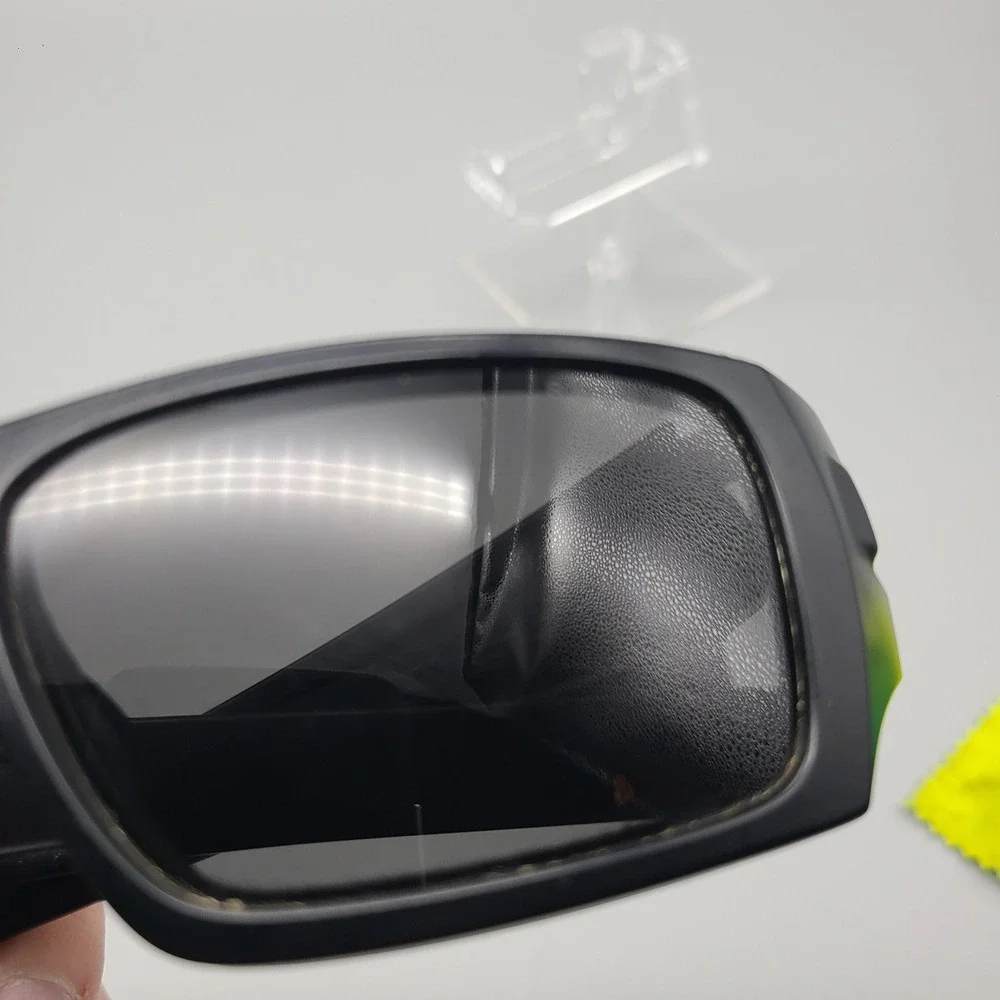 Oakley SI Det Cord Sunglasses Matte Black Frame Grey Lens OO9253-07 61-18 143